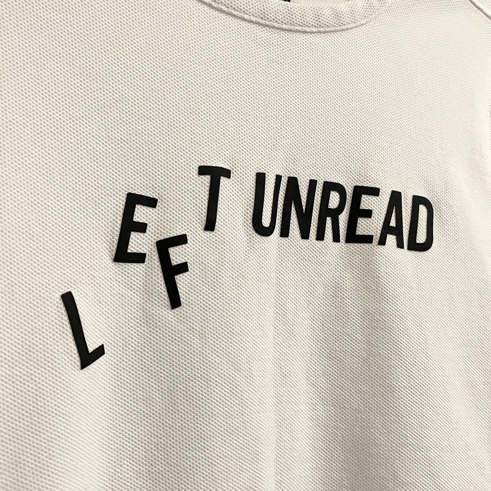 2 for $10 | H&M ‘LEFT UNREAD’ White Short Sleeve Shirt Crew Neck Women’s Medium - Picture 3 of 10